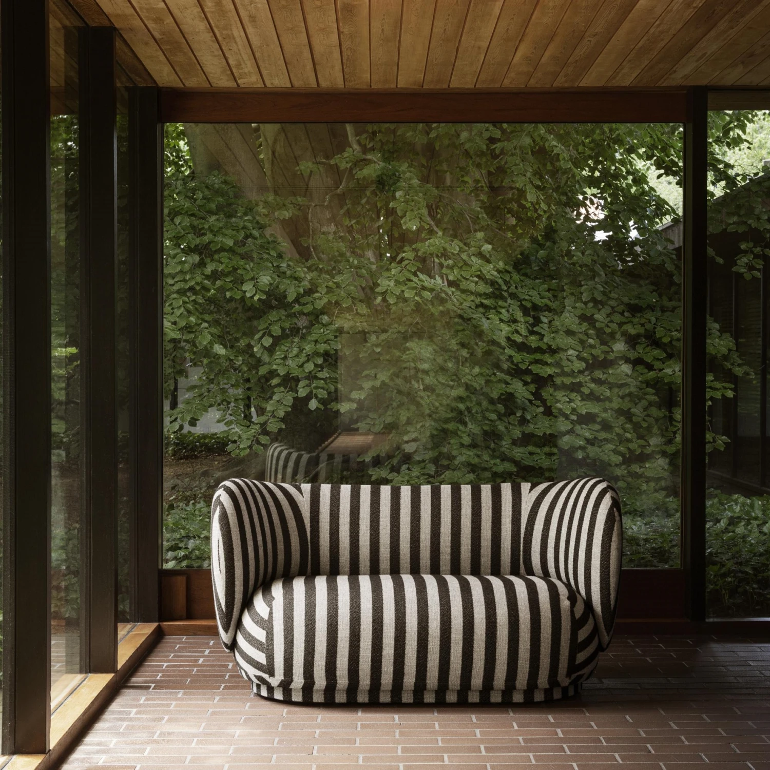 Ferm Living Rico Sofa 2 Seater Boucle Off-white 6 Ferm Living Rico Sofa 2 Seater Boucle Off-white - Image 4