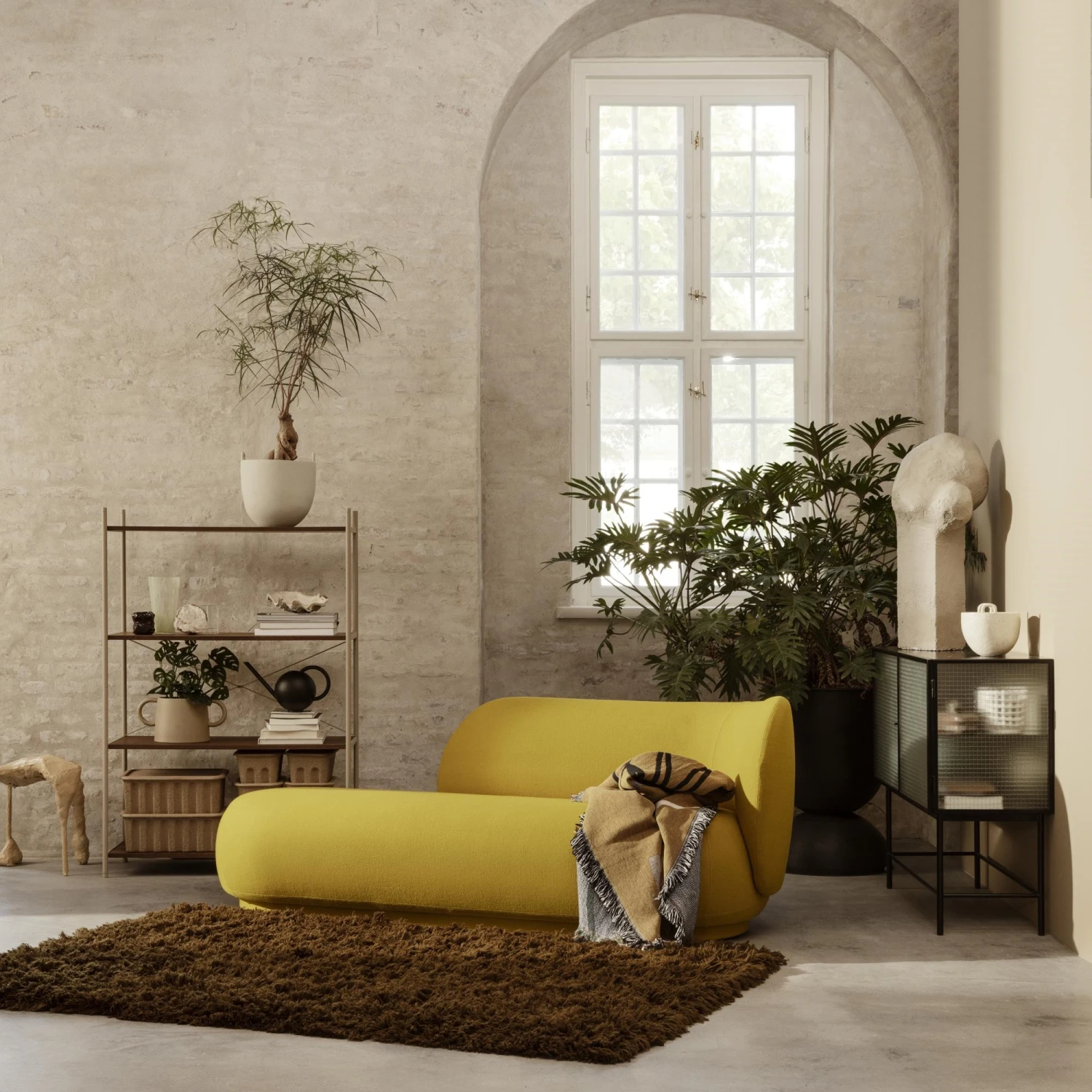 Ferm Living Rico Divan Brushed R Off-white 4 Ferm Living Rico Divan Brushed R Off-white - Image 2