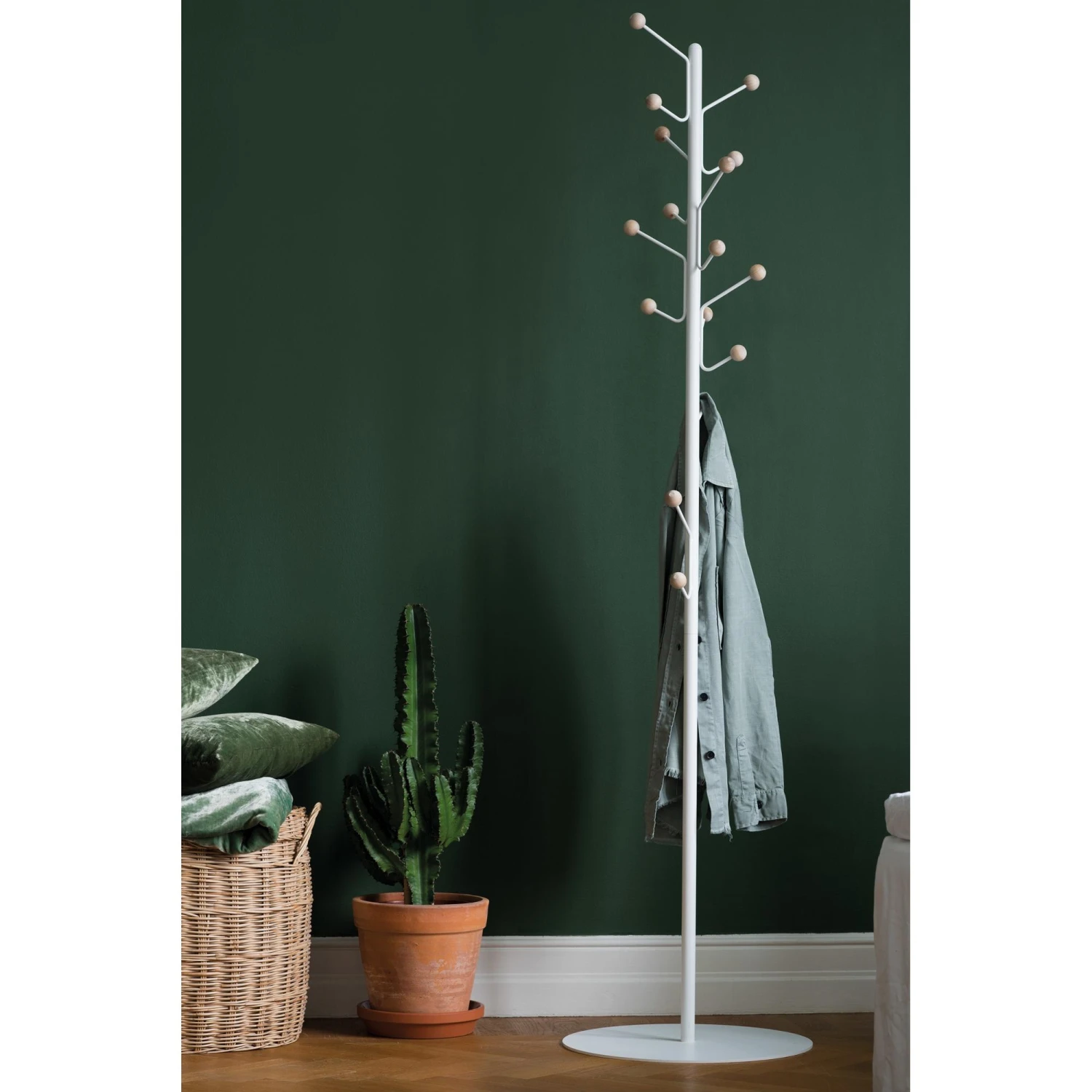 Maze Bill Floor Clothes Rack White 4 Maze Bill Floor Clothes Rack White - Image 2