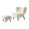 &Tradition Little Petra VB1 Armchair Sheepskin Moonlight/Walnut Incl. ATD1 Puf 1 &Tradition Little Petra VB1 Armchair Sheepskin Moonlight/Walnut Incl. ATD1 Puf -ferm LIVING || MONTANA Shop Little petra sheepskin moonlight walnut w pouf p