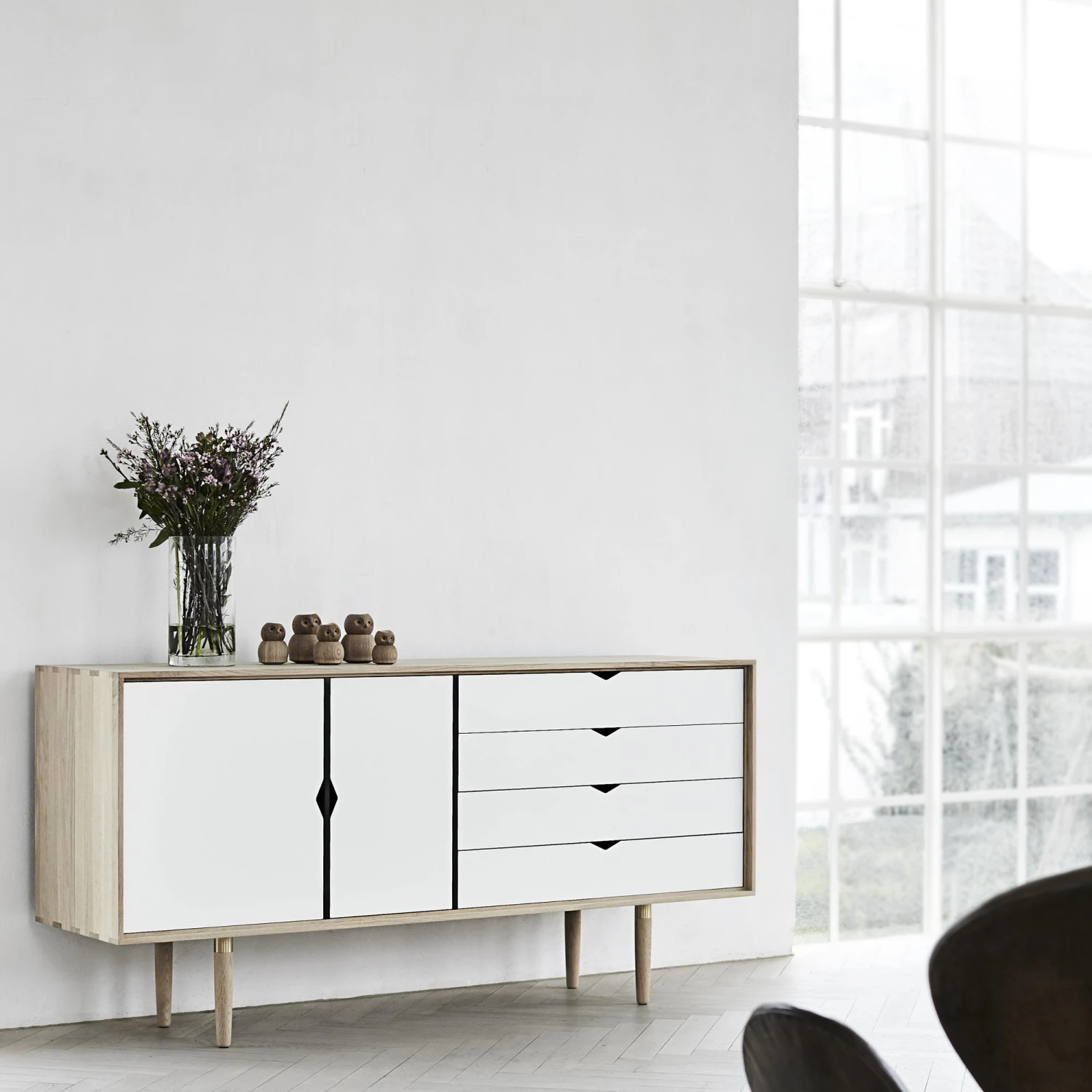 Andersen Furniture S6 Cabinet Oak/ White 4 Andersen Furniture S6 Cabinet Oak/ White - Image 2