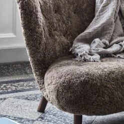 &Tradition Little Petra VB2 Sofa Karakorum 003/White Oiled Oak -ferm LIVING || MONTANA Shop atd lifestyle 2020 little petra vb1 amptradition collect cotton throw sc32 p