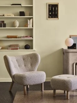&Tradition Little Petra VB1 Armchair Karakorum 003/Walnut Incl. ATD1 Puf -ferm LIVING || MONTANA Shop atd retail 2020 little petra vb1 pouf atd1 como sc53 candleholder sc40 41 journey shy1 p 1