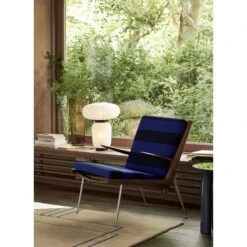 &Tradition Boomerang HM2 Armchair Soaped Oak/Loop Marine K5042/40/Steel -ferm LIVING || MONTANA Shop atd retail 2022 boomerang hm2 cruise ap12 tung ja3 formakami jh18 collect glass vase sc37 p