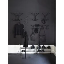 Maze Bill Floor Clothes Rack Black -ferm LIVING || MONTANA Shop bill wall black 300dpi p