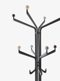 &Tradition Capture SC77 Coatstand Graphite/Multicolored 10 &Tradition Capture SC77 Coatstand Graphite/Multicolored -ferm LIVING || MONTANA Shop capture sc77 coat stand graphite multicolour top close up p