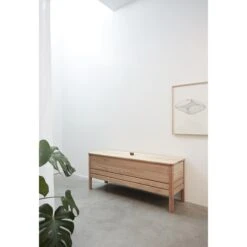 Form & Refine A Line Bench 111 Cm White Oiled Oak 14 Form & Refine A Line Bench 111 Cm White Oiled Oak -ferm LIVING || MONTANA Shop form refine 14 enviroment high a line storage bench oak p