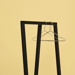 HAY Loop Stand Hall Clothes Rack L45 X H150 Black -ferm LIVING || MONTANA Shop loop stand hall black hang set of 5 silver p