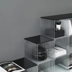 Montana Panton Wire Top Plate Monarch 70.1 Cm X 34.8 Cm -ferm LIVING || MONTANA Shop montana vernerpanton detail livingroom p 1