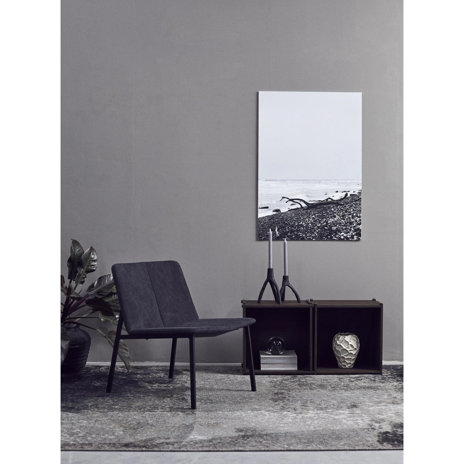 Muubs Chamfer Lounge Chair Anthracite Anthracite/ Black 7 Muubs Chamfer Lounge Chair Anthracite Anthracite/ Black - Image 5