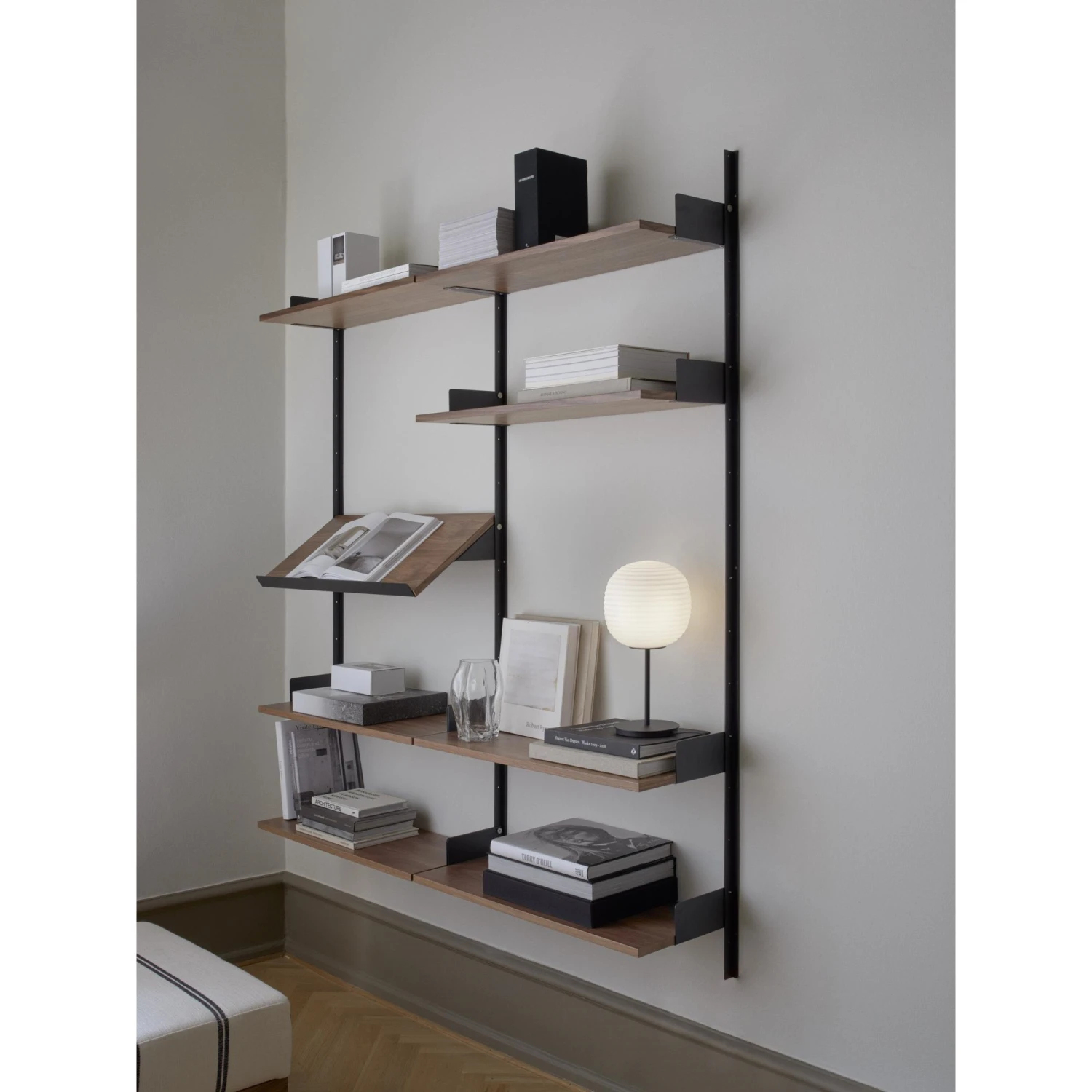 New Works New Works Living Bookcase 1900 Oak/ White 5 New Works New Works Living Bookcase 1900 Oak/ White - Image 3