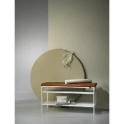 Maze Nancy Bench White/Cognac -ferm LIVING || MONTANA Shop pieces nancy white kopiera 300 dpi p