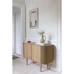 Umage Treasures Cabinet Oak/Sugar Brown -ferm LIVING || MONTANA Shop umage lifestyle treasures 2 doors oak sugar brown p