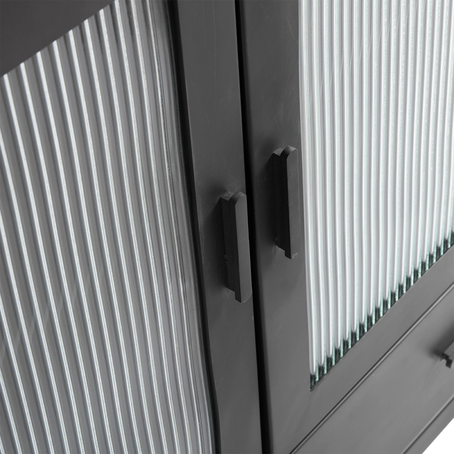 Muubs Dallas Showcase Cabinet Black 6 Muubs Dallas Showcase Cabinet Black - Image 4