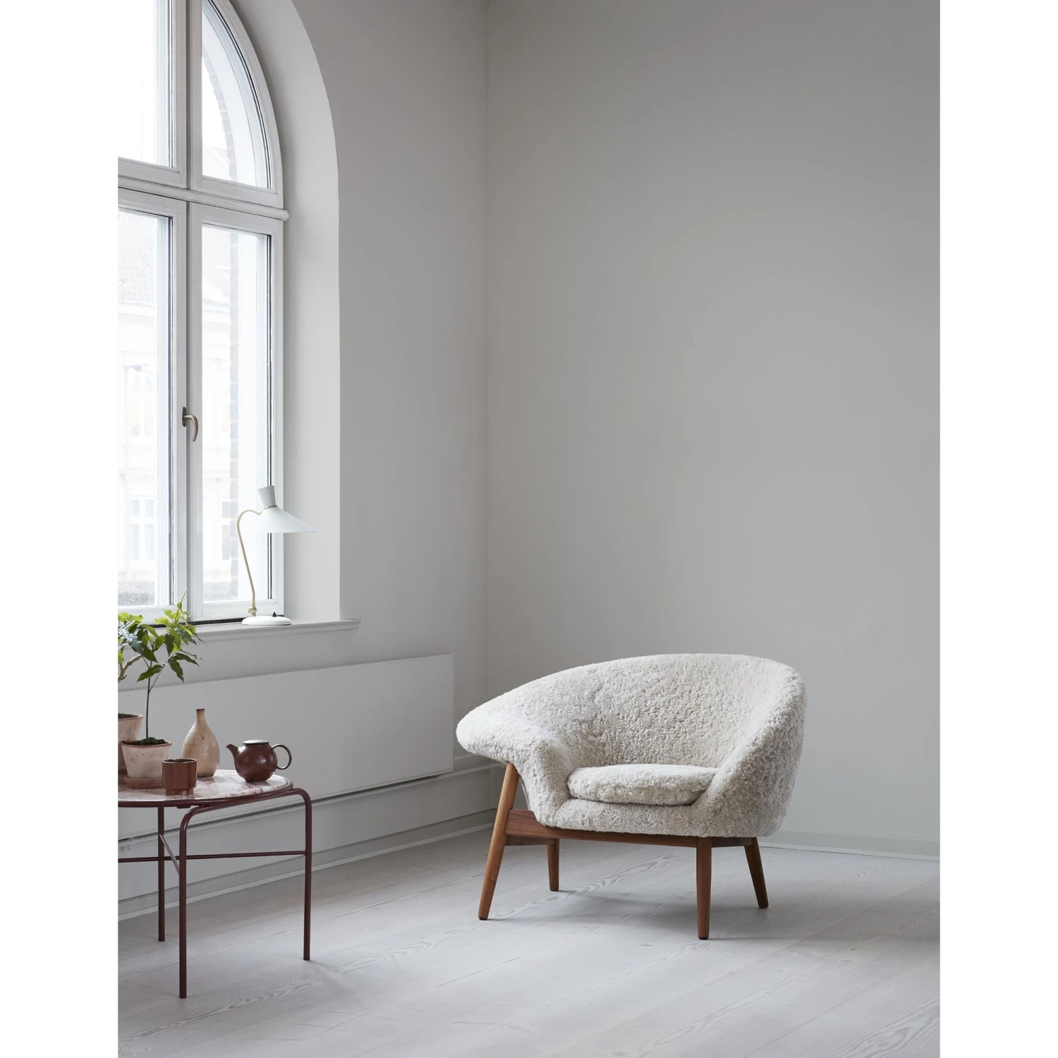 Warm Nordic Fried Egg Left Armchair Sheepskin Moonlight 8 Warm Nordic Fried Egg Left Armchair Sheepskin Moonlight - Image 6